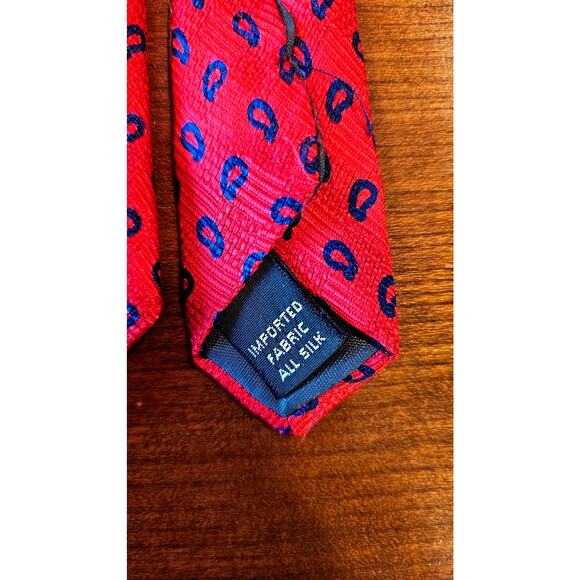 Bert Pulitzer 100% Silk Red Tie, Blue Accents NWOT, New - Picture 4 of 5